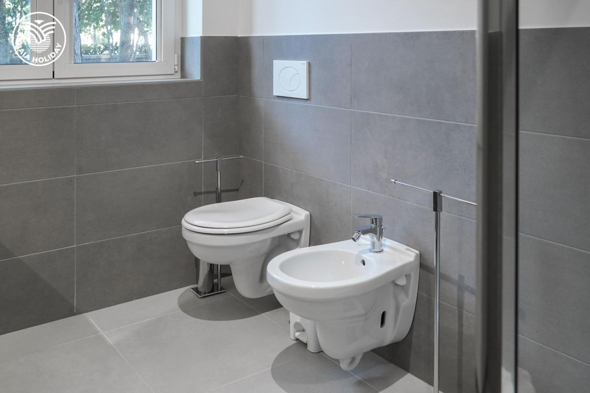 Appartamenti Mare Azzurro ซิสเตียนา ภายนอก รูปภาพ